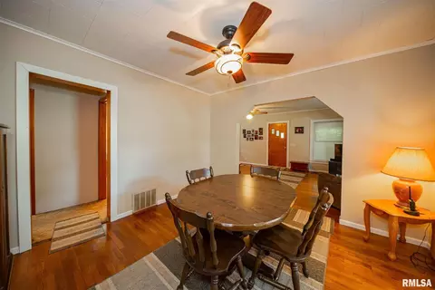 110 W Patton St, Valier, IL 62891 photo 13