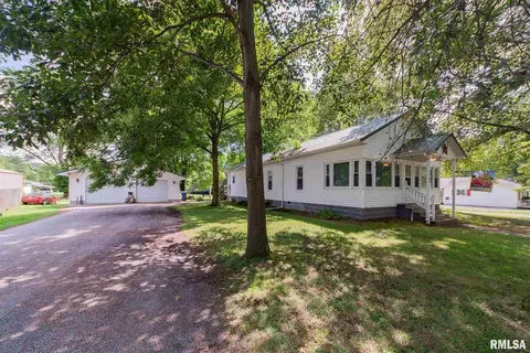 110 W Patton St, Valier, IL 62891 photo 26