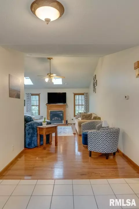 17834 Shadow Lake Rd, Mount Vernon, IL 62864 photo 8