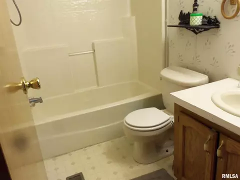 16341 Bean Rd, Whittington, IL 62897 photo 27