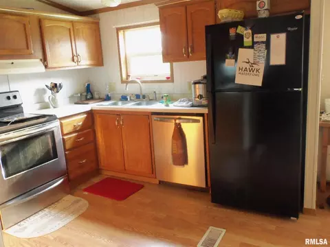 16341 Bean Rd, Whittington, IL 62897 photo 18