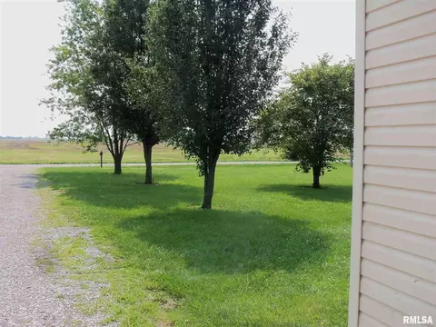 16341 Bean Rd, Whittington, IL 62897 photo 15