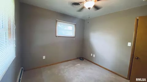 102 Cherry St, Anna, IL 62906 photo 24