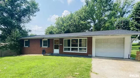 102 Cherry St, Anna, IL 62906 photo 1