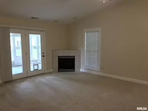 501 Morningside Dr, Marion, IL 62959 photo 10