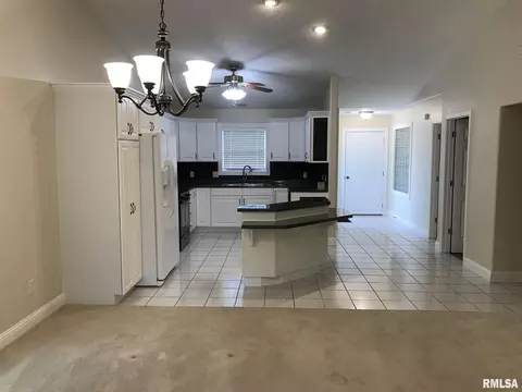501 Morningside Dr, Marion, IL 62959 photo 6