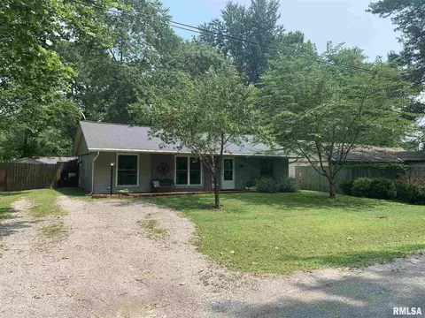 712 N 27th St, Herrin, IL 62948 photo 1