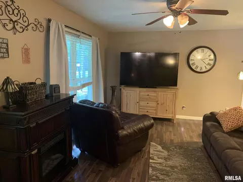712 N 27th St, Herrin, IL 62948 photo 36