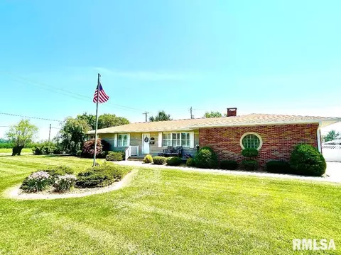 27 Greve Dr, Centralia, IL 62801 photo 2