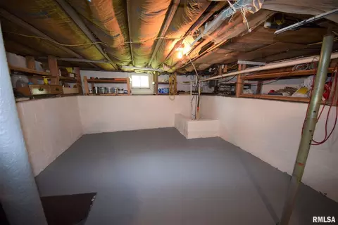 604 Church St, Christopher, IL 62822 photo 27