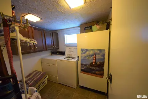 604 Church St, Christopher, IL 62822 photo 12