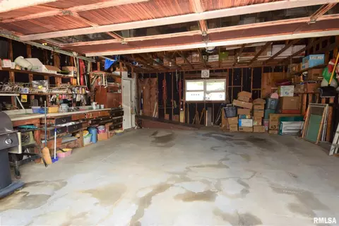 604 Church St, Christopher, IL 62822 photo 30