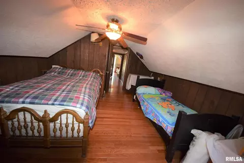 604 Church St, Christopher, IL 62822 photo 7