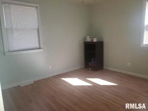 610 Front St, Tamms, IL 62988 photo 21