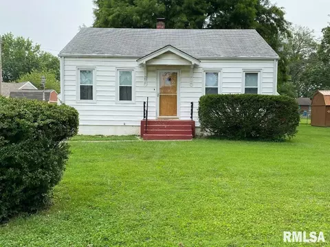 11 Nelms Ave, Centralia, IL 62801 photo 1