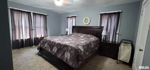 409 E 6th St, Mount Carmel, IL 62863 photo 9