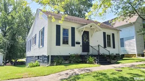 409 E 6th St, Mount Carmel, IL 62863 photo 1