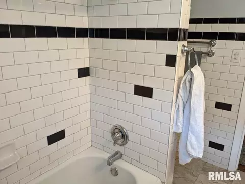 1824 N 5th St, Springfield, IL 62702 photo 14