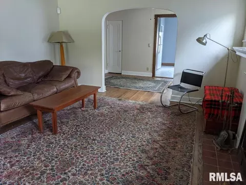 1824 N 5th St, Springfield, IL 62702 photo 4