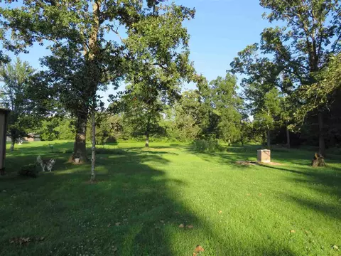 764 Johnson Rd, Iuka, IL 62849 photo 14