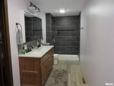 764 Johnson Rd, Iuka, IL 62849 photo 12