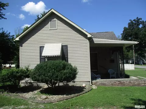 1201 S Main St, Benton, IL 62812 photo 29