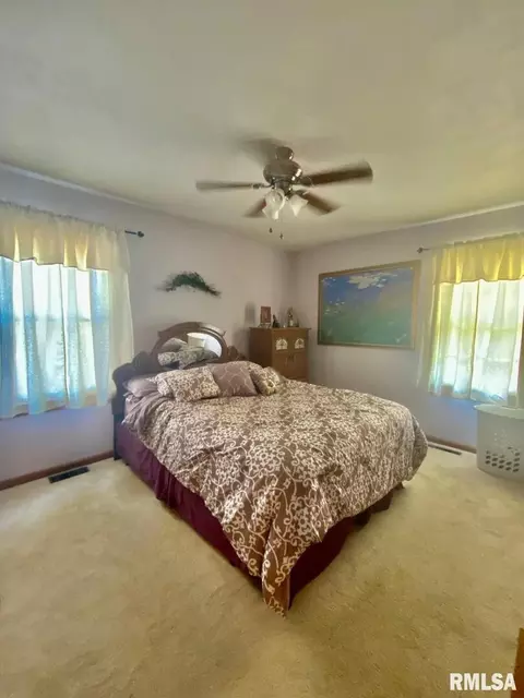 1448 E 4th St, Centralia, IL 62801 photo 10