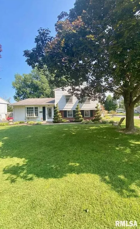 1448 E 4th St, Centralia, IL 62801 photo 1