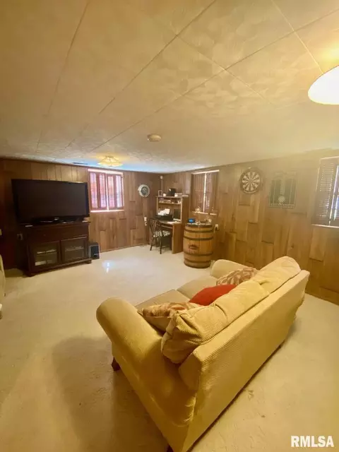 1448 E 4th St, Centralia, IL 62801 photo 9