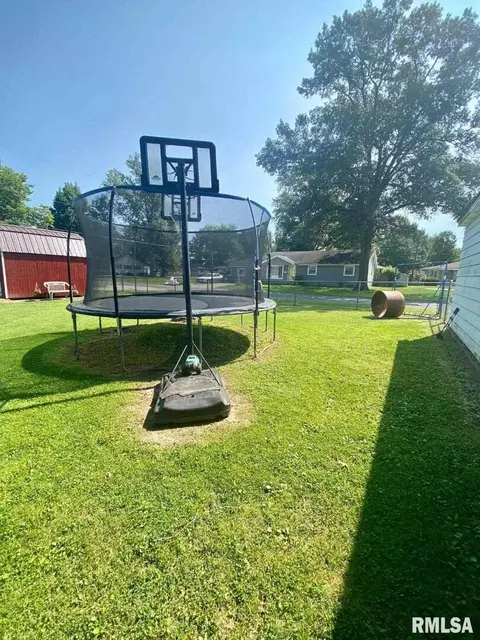 1448 E 4th St, Centralia, IL 62801 photo 5