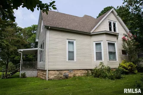 212 E Ash St, Cobden, IL 62920 photo 3