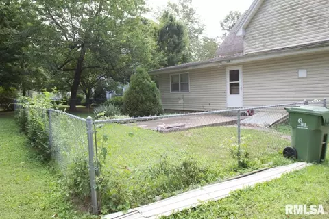 212 E Ash St, Cobden, IL 62920 photo 6