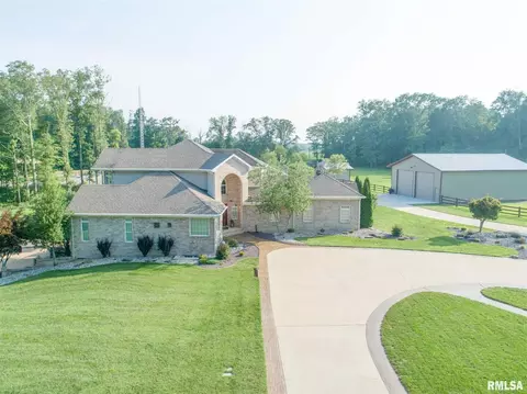 222 Hemlock Ln, Flora, IL 62839 photo 5