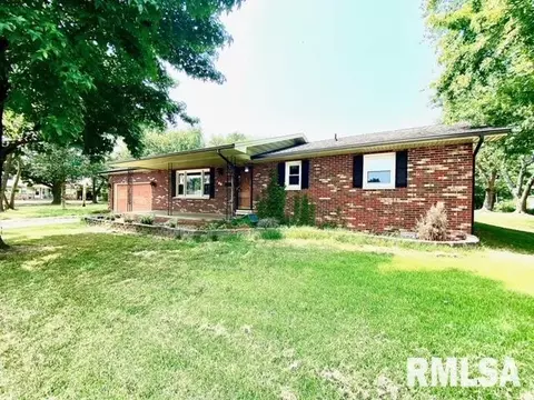 800 E Ford Ave, Marion, IL 62959 photo 2