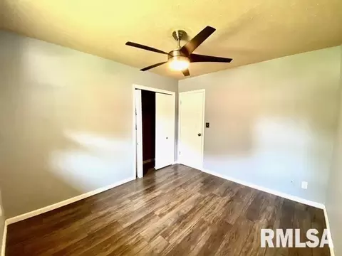800 E Ford Ave, Marion, IL 62959 photo 12