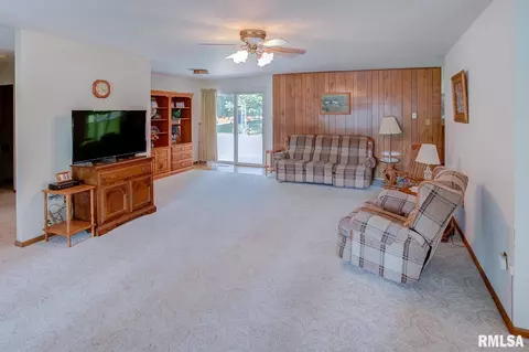 409 Friendly Dr, Red Bud, IL 62278 photo 10