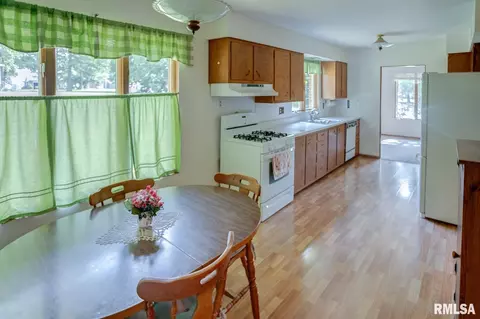 409 Friendly Dr, Red Bud, IL 62278 photo 19