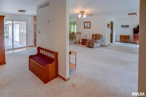 409 Friendly Dr, Red Bud, IL 62278 photo 7