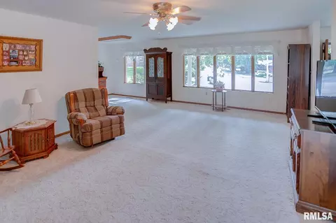 409 Friendly Dr, Red Bud, IL 62278 photo 12