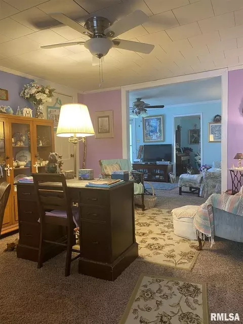 1912 1st St, Eldorado, IL 62930 photo 11