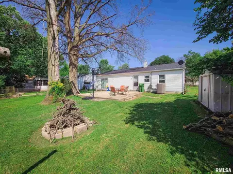 4 Spruce Dr, Centralia, IL 62801 photo 9