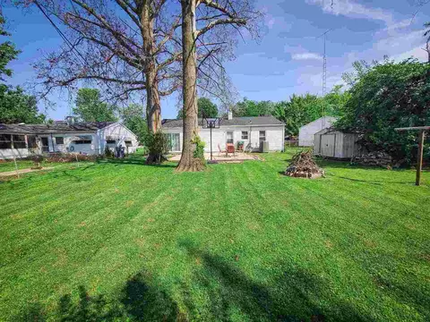 4 Spruce Dr, Centralia, IL 62801 photo 5