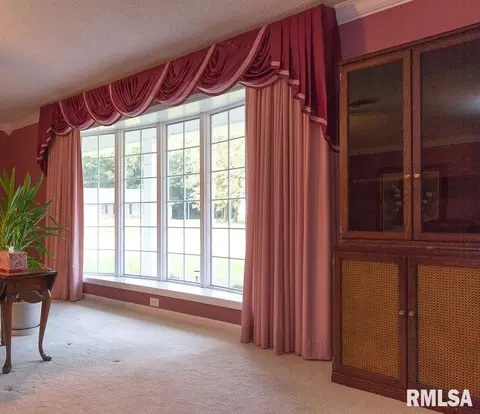 405 E Reichert Dr, Marion, IL 62959 photo 7