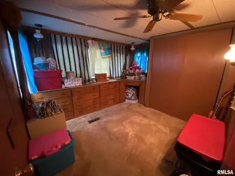 616 S 20th St, Herrin, IL 62948 photo 5