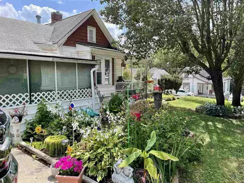 304 E Chestnut St, Anna, IL 62906 photo 5