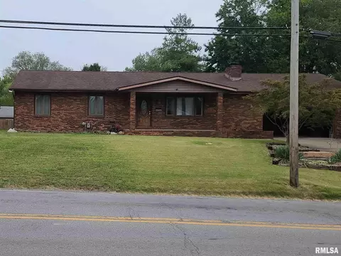 1856 State St, Eldorado, IL 62930 photo 2