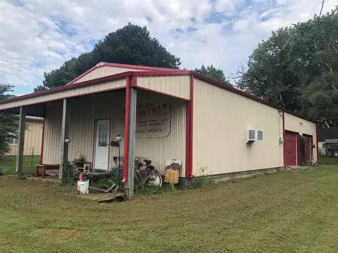 117 N Marshall St, Dix, IL 62830 photo 33