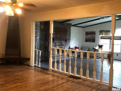 117 N Marshall St, Dix, IL 62830 photo 13
