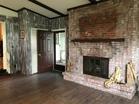 117 N Marshall St, Dix, IL 62830 photo 27