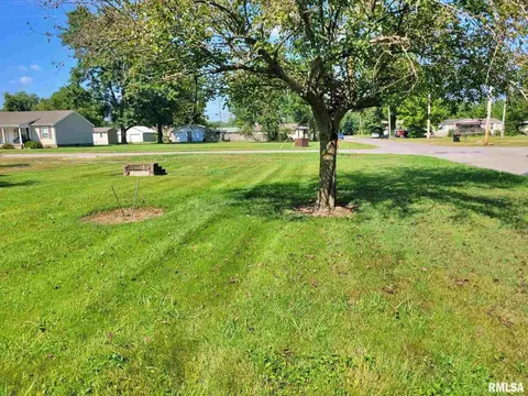 616 E 9th St, Metropolis, IL 62960 photo 5